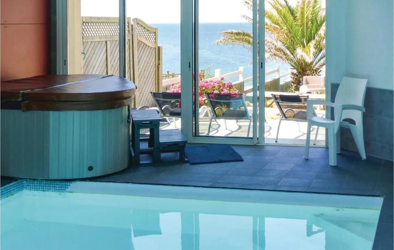 Stunning Home In Moelan Sur Mer Semesterbostad