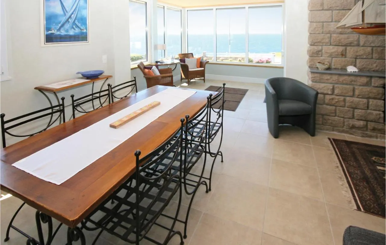 Stunning Home In Moelan Sur Mer Frankrike
